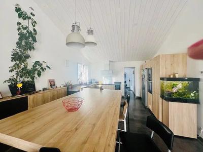 Maison - 98 m² - 5 pièces