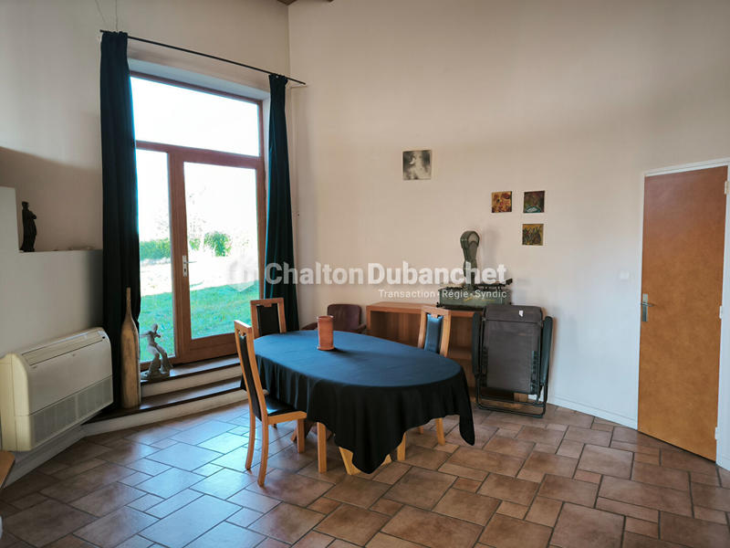 Maison - 372 m² - 10 pièces