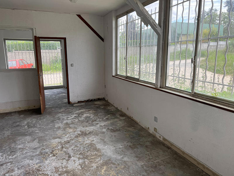 Local d'activité / Entrepôt - 88 m²