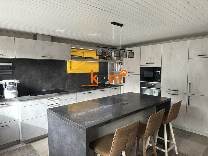 Maison - 118 m² - 6 pièces