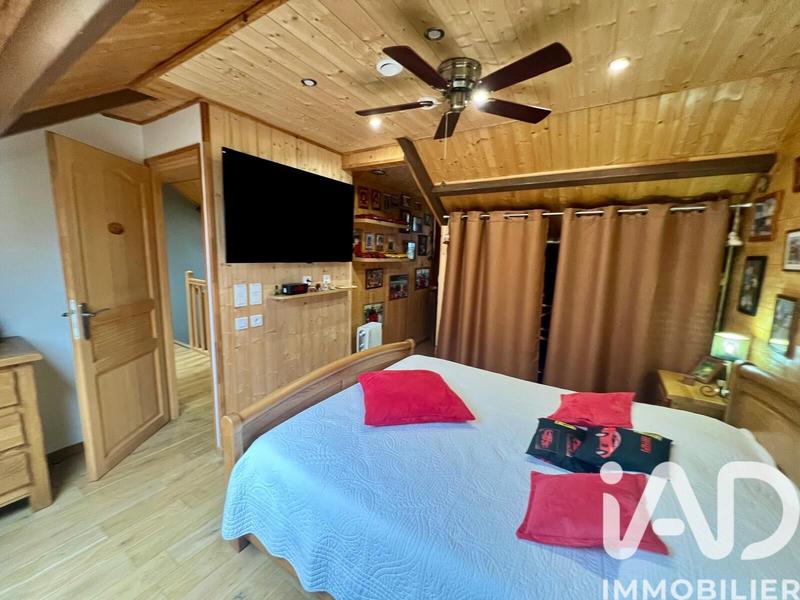 Maison - 177 m² - 6 pièces