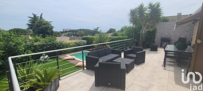 Maison - 95 m² - 5 pièces