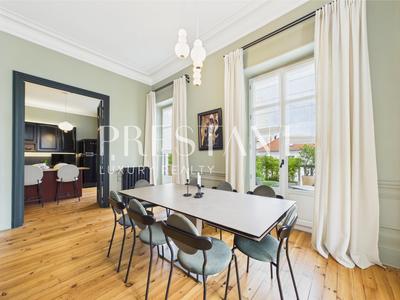 Appartement - 150 m² - 4 pièces