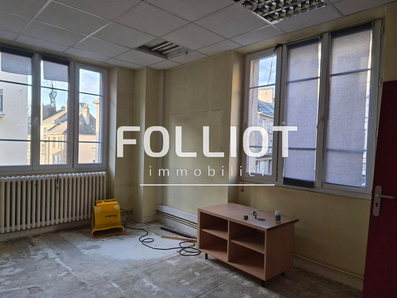 Local commercial - 115 m²