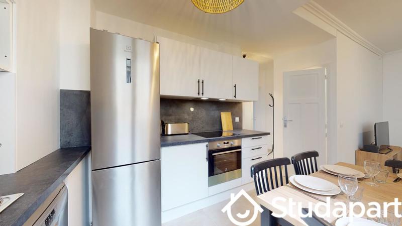 Chambre - 10 m² - 1 pièce