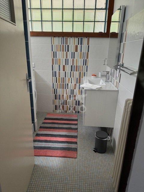 Maison - 244 m² - 7 pièces