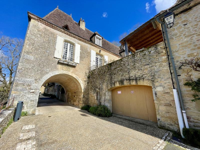 Maison traditionnelle - 152 m² - 5 pièces