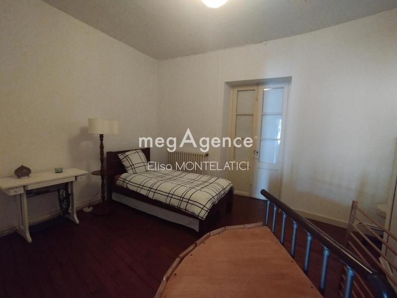 Maison de village - 100 m² - 4 pièces