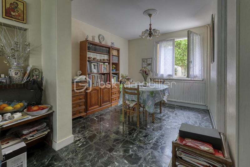 Maison de ville - 184 m² - 9 pièces