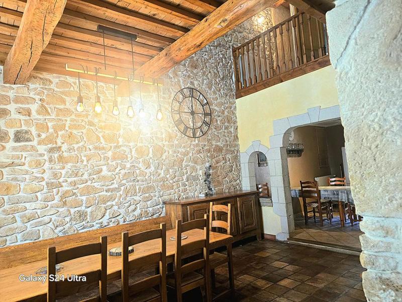 Demeure - 330 m² - 10 pièces