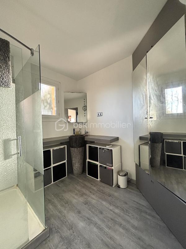 Villa - 140 m² - 5 pièces