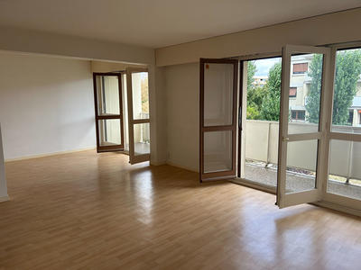 Appartement - 81 m² - 4 pièces