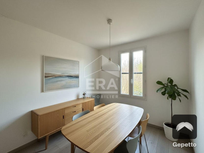 Maison - 96 m² - 4 pièces