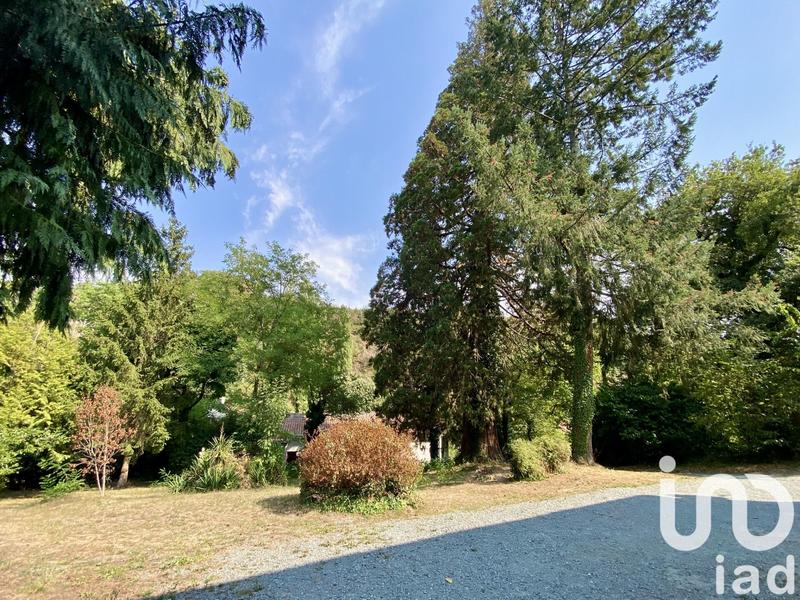 Maison - 620 m² - 8 pièces