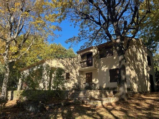 Villa - 150 m² - 5 pièces