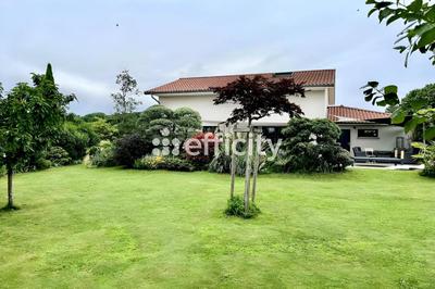 Villa - 153 m² - 5 pièces