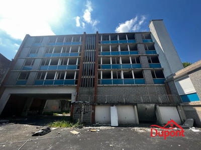 Immeuble - 1 353 m² - 6 pièces