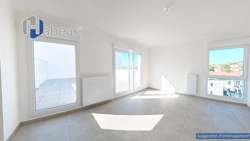 Appartement - 76 m² - 4 pièces