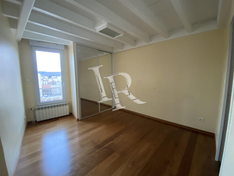 Appartement - 91 m² - 3 pièces