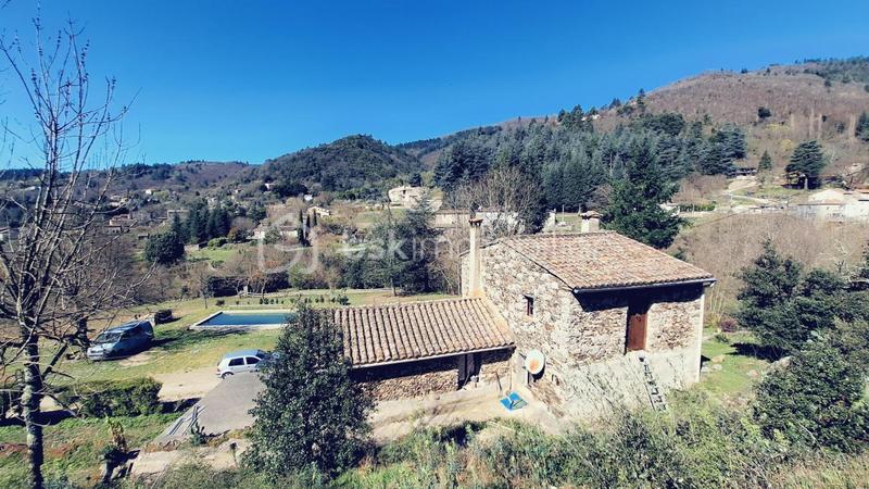 Maison en pierre - 105 m² - 5 pièces