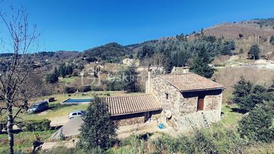 Maison en pierre - 105 m² - 5 pièces