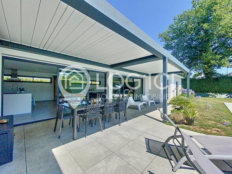 Maison contemporaine - 158 m² - 4 pièces