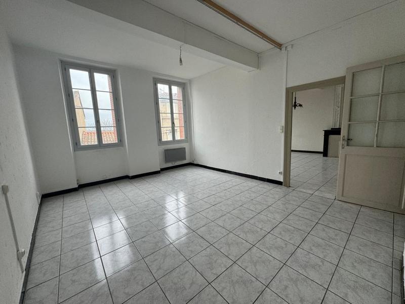 Appartement - 411 m² - 13 pièces