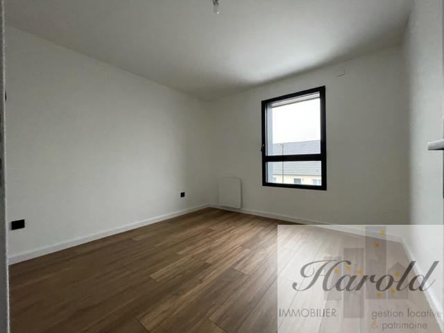 Pavillon - 122 m² - 5 pièces