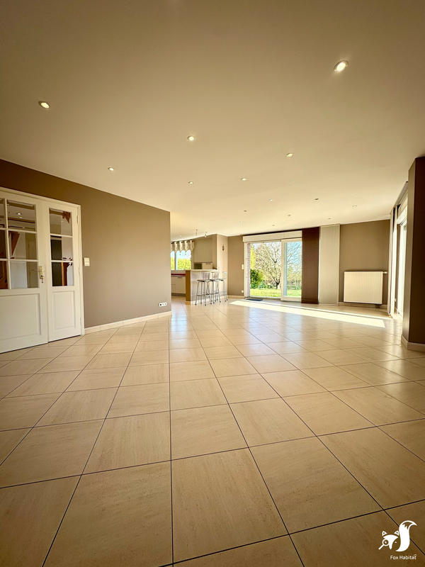 Maison - 200 m² - 7 pièces