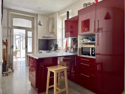 Maison - 194 m² - 9 pièces