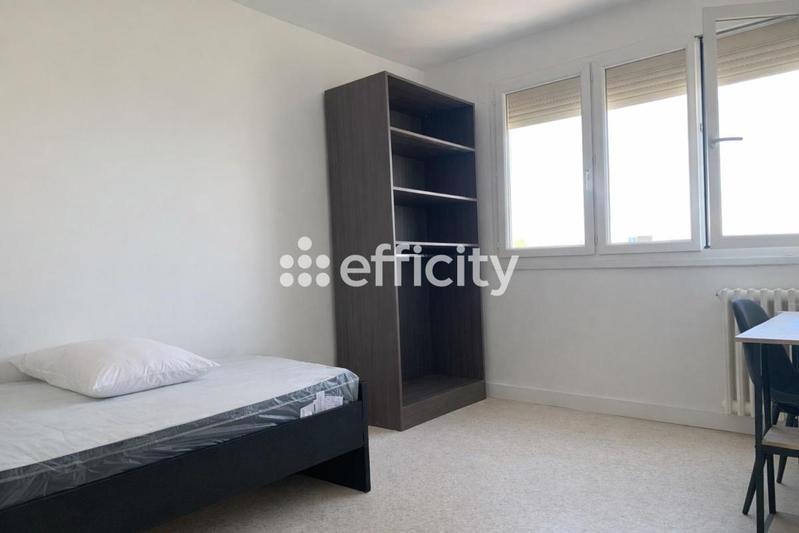 Appartement - 106 m² - 5 pièces