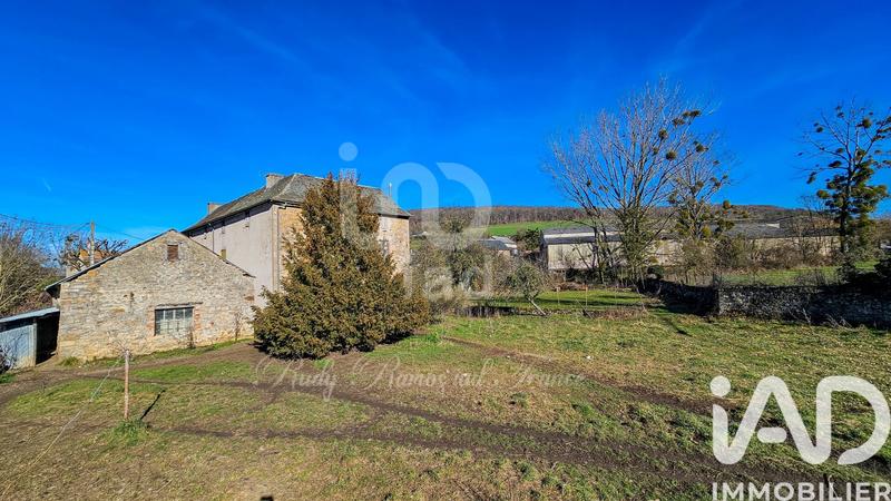 Maison - 350 m² - 11 pièces