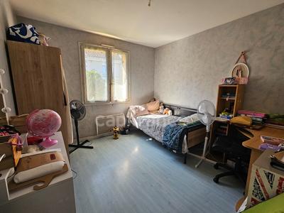 Maison - 87 m² - 5 pièces