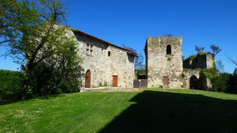 Château - 120 m² - 4 pièces