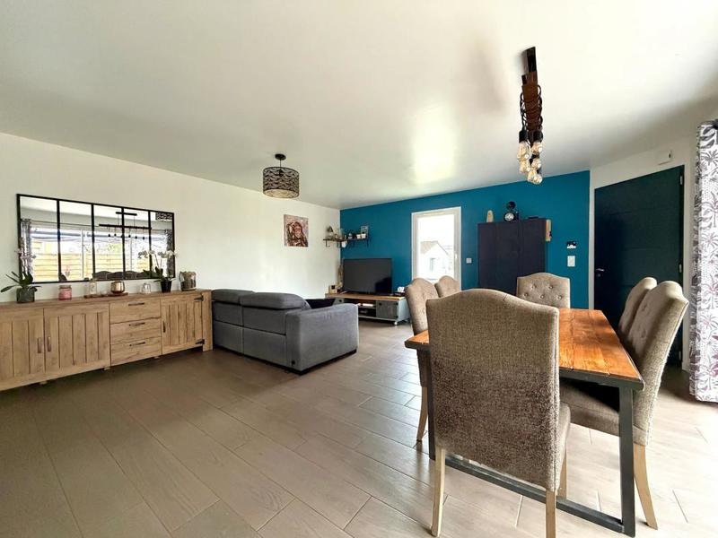 Maison - 104 m² - 5 pièces