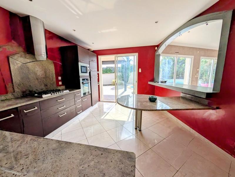 Maison - 165 m² - 6 pièces