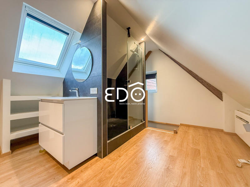 Appartement - 84 m² - 5 pièces