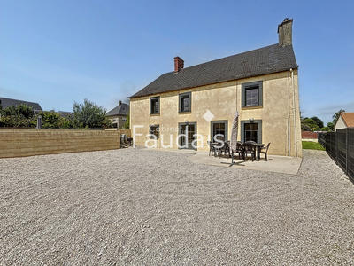 Maison - 95 m² - 5 pièces