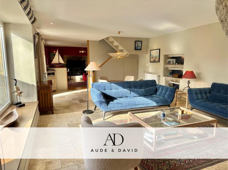 Maison - 278 m² - 11 pièces