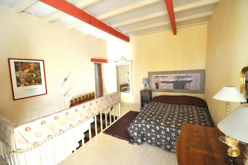 Maison - 227 m² - 8 pièces