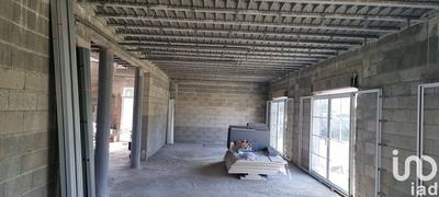 Maison - 330 m² - 8 pièces