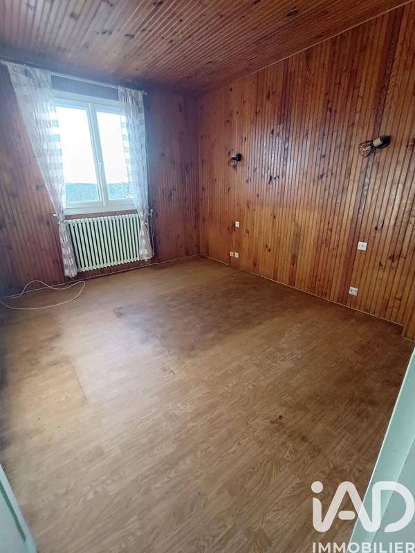 Maison - 92 m² - 6 pièces