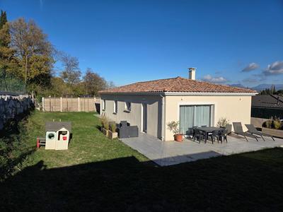 Maison - 106 m² - 4 pièces
