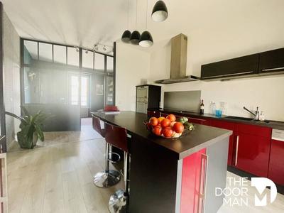 Appartement - 129 m² - 5 pièces