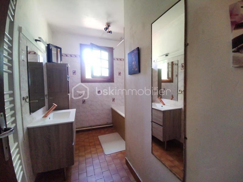 Maison - 157 m² - 7 pièces