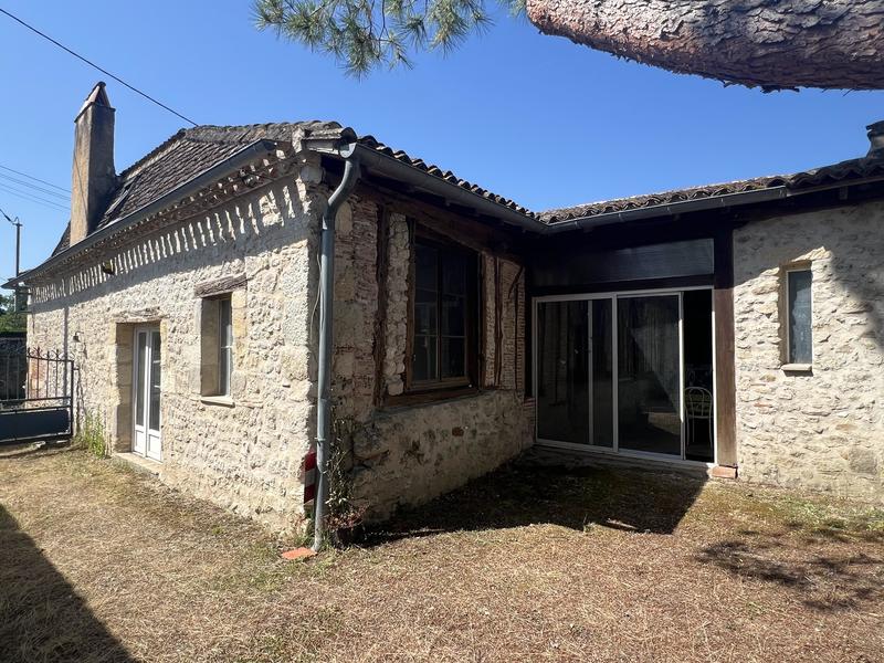 Maison - 253 m² - 7 pièces