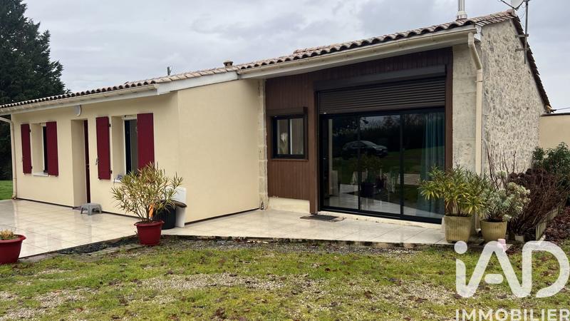 Maison de village - 225 m² - 9 pièces
