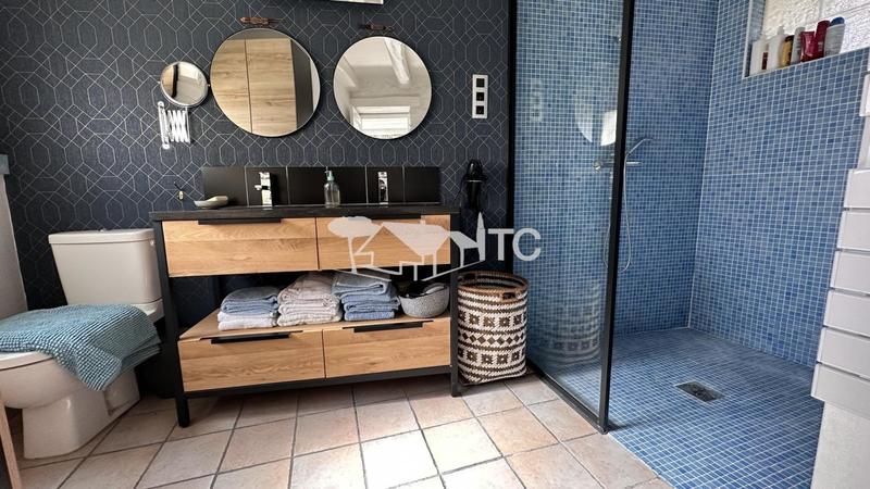 Propriété - 122 m² - 4 pièces