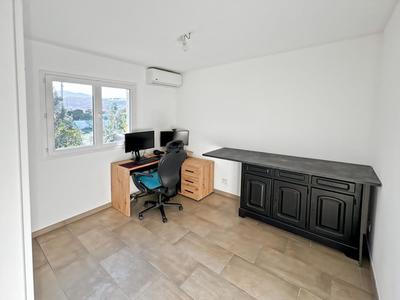 Maison - 65 m² - 4 pièces