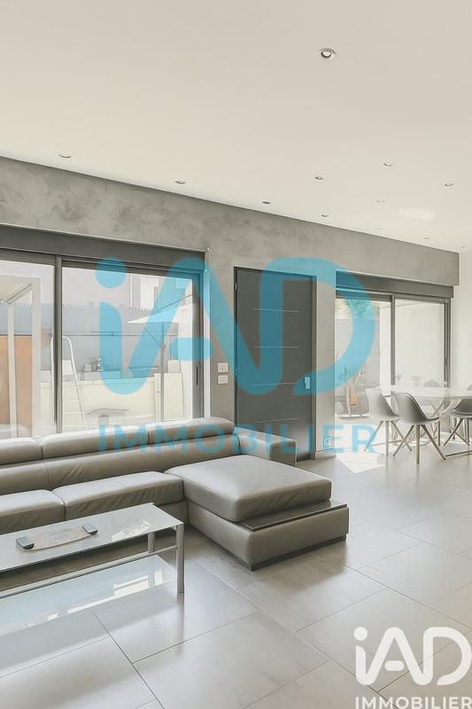 Maison - 175 m² - 8 pièces